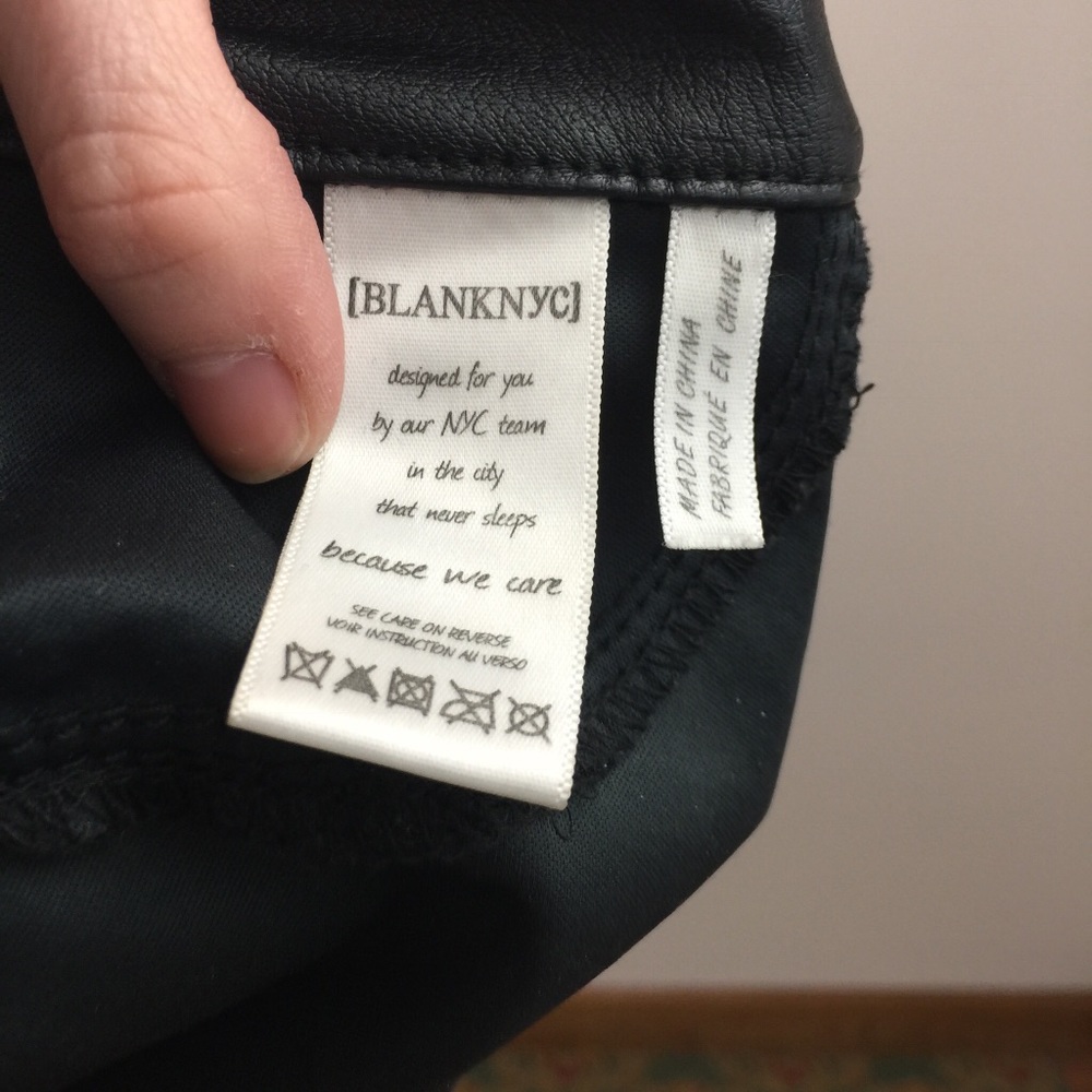 Blank NYC Black Skinny High Waisted Hot Pants - Picture 5 of 8